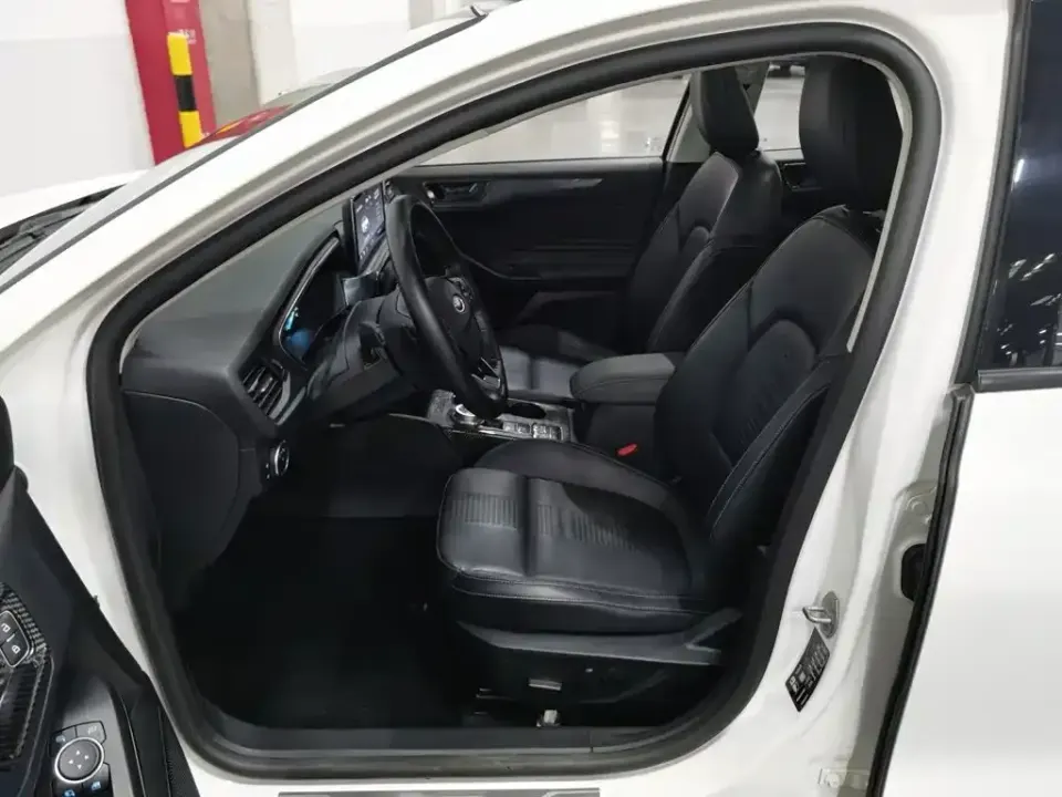 Ford Focus Active