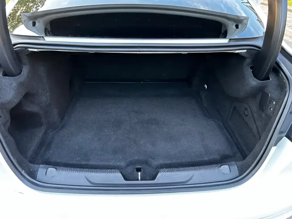 Jaguar XEL