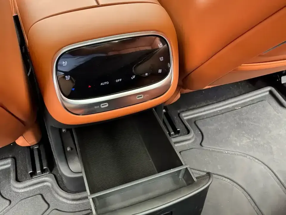 GAC Trumpchi Xiangwang S9