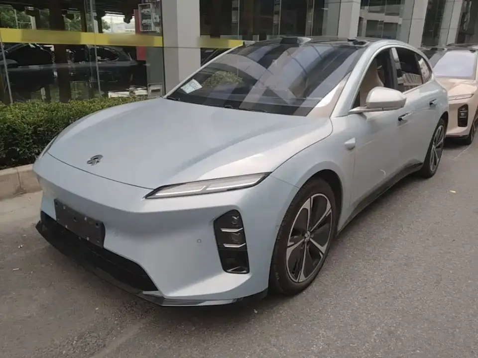 Nio ET5T