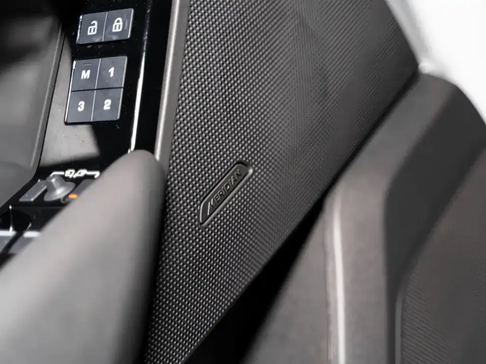 Land Rover Velar