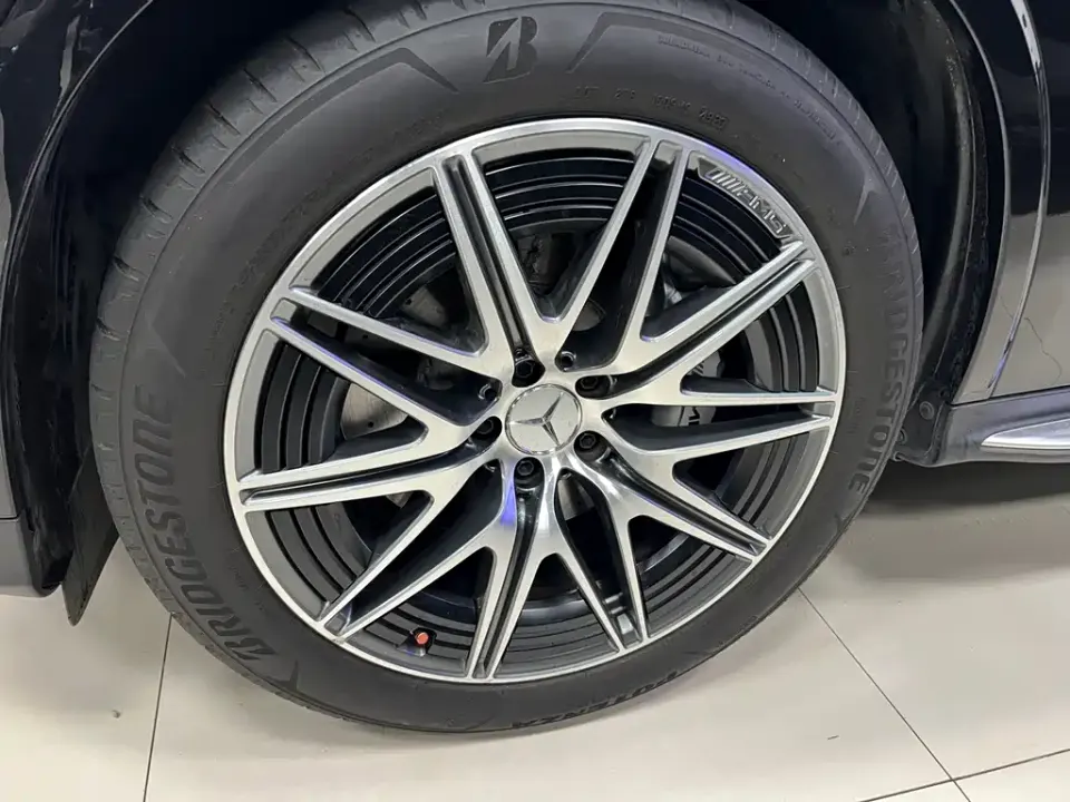 Mercedes-Benz GLC AMG