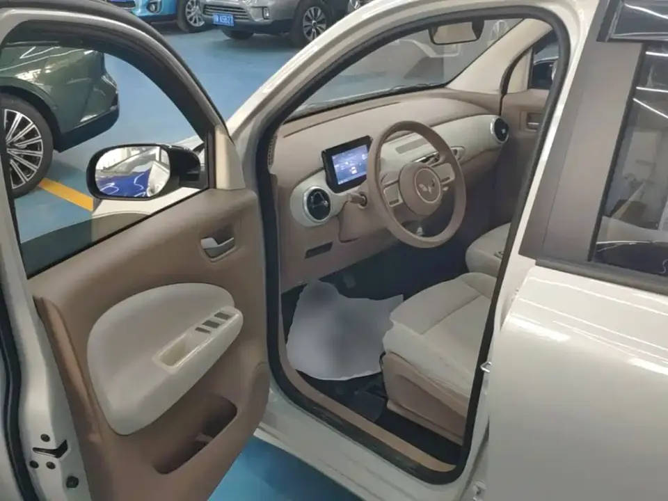 Wuling MINIEV