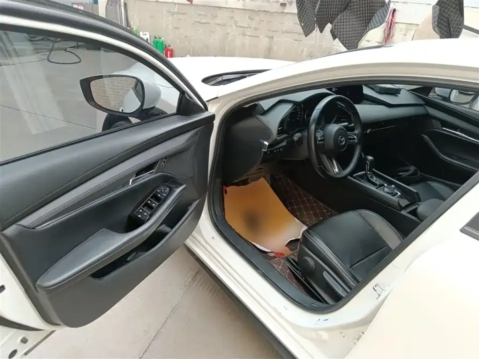Mazda 3 Axela