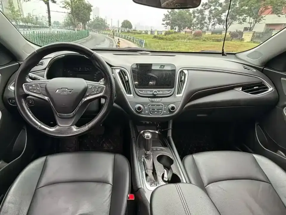 Chevrolet Malibu XL