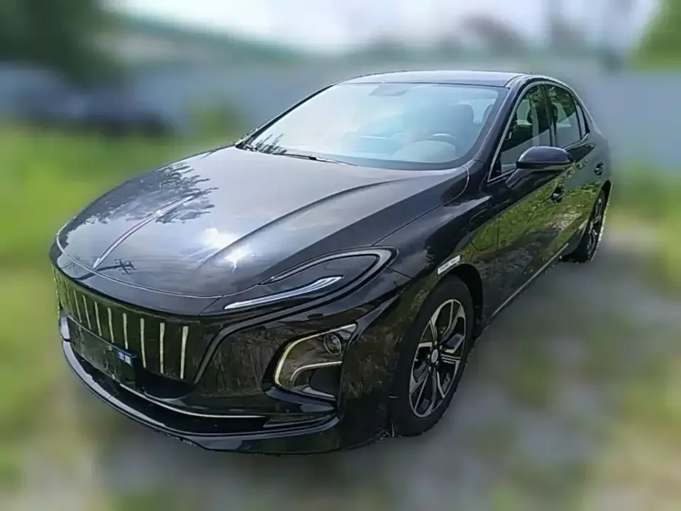 Hongqi Hongqi E-QM5