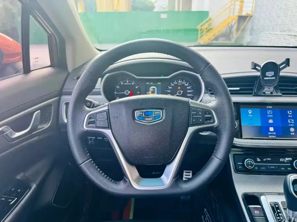 Geely Emgrand GS