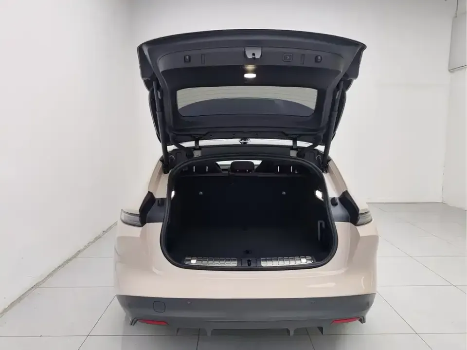 Nio ET5T