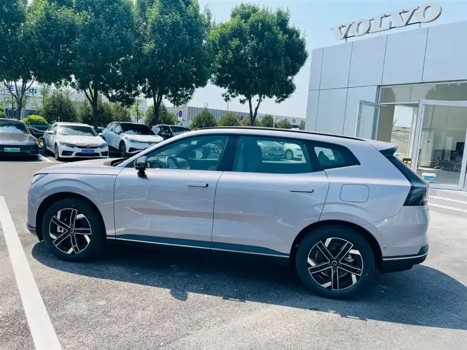 Volvo XC70 PHEV