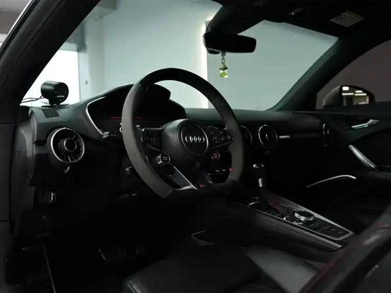Audi TT RS