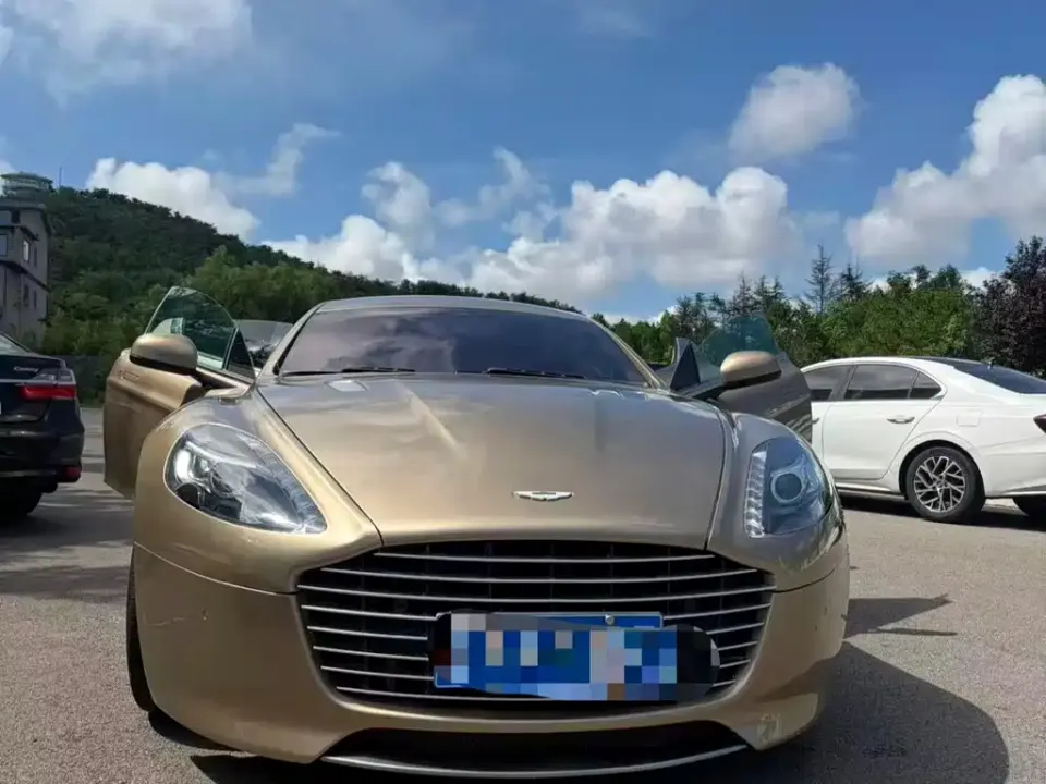 Aston Martin Rapide