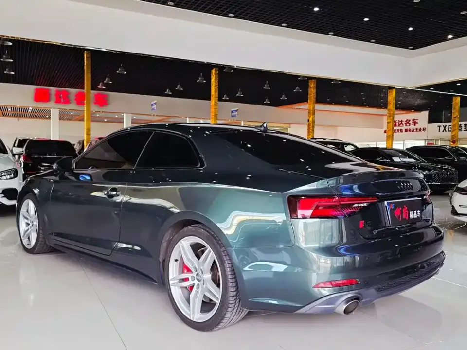 Audi A5 (Import)