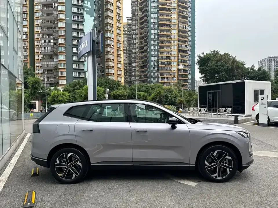 Volvo XC70 PHEV