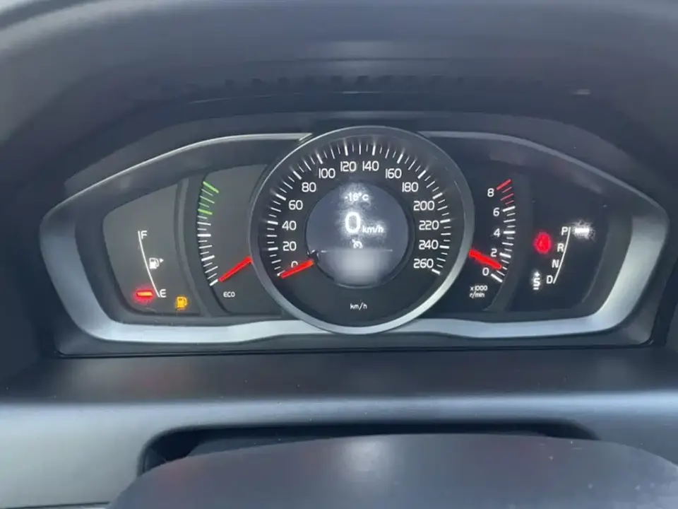Volvo XC60 (Import)