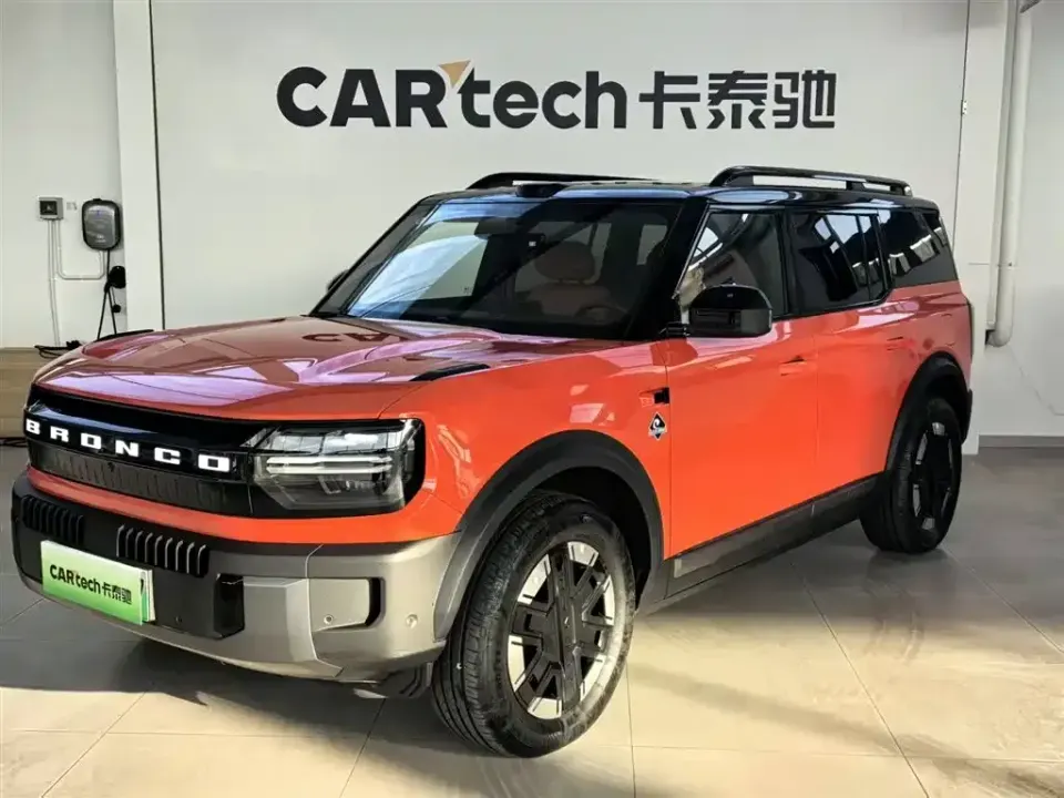 Ford Bronco Basecamp