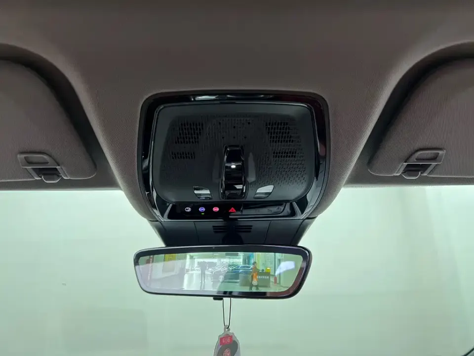 Cadillac IQ