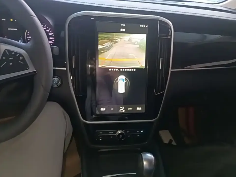BYD MAX