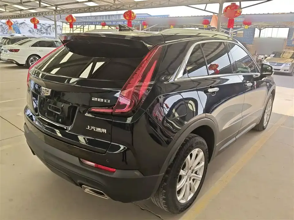 Cadillac XT4