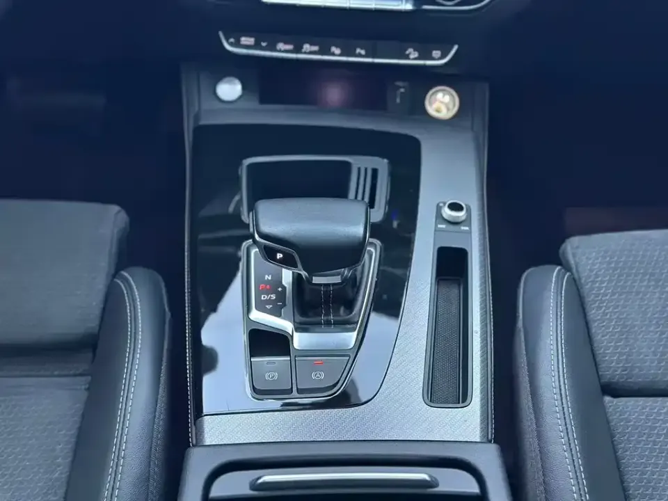 Audi Q5L Sportback
