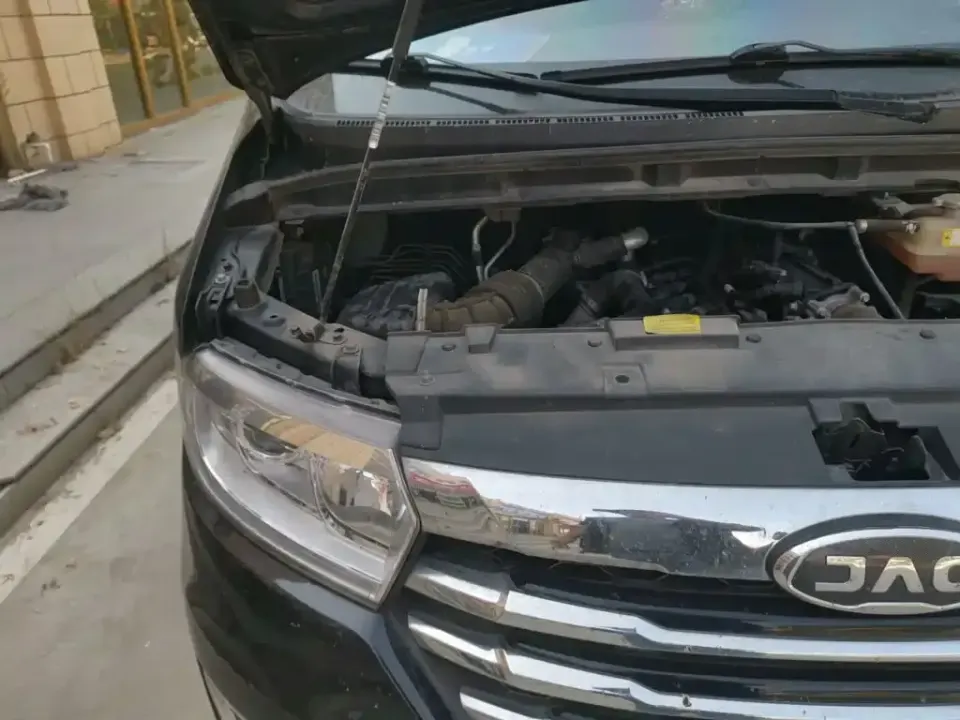 JAC Refine Refine M3