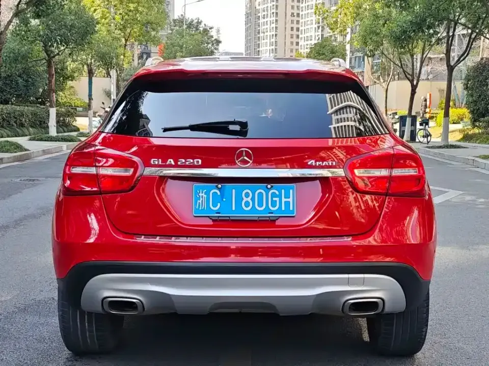 Mercedes-Benz GLA