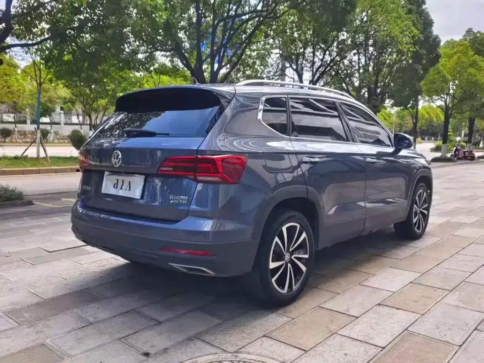 Volkswagen Tharu