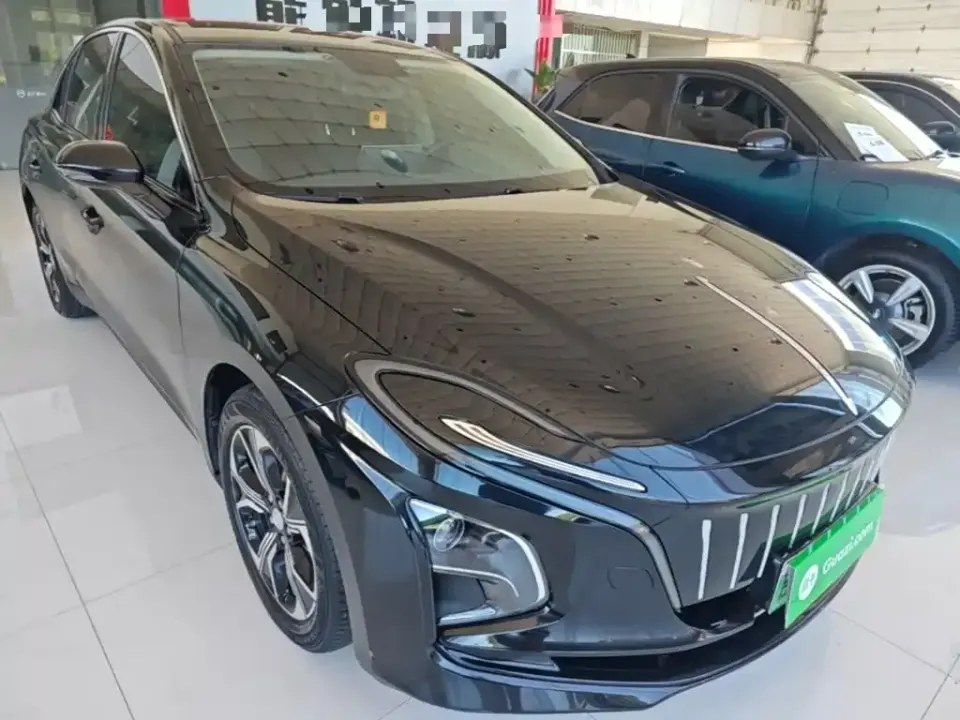 Hongqi Hongqi E-QM5