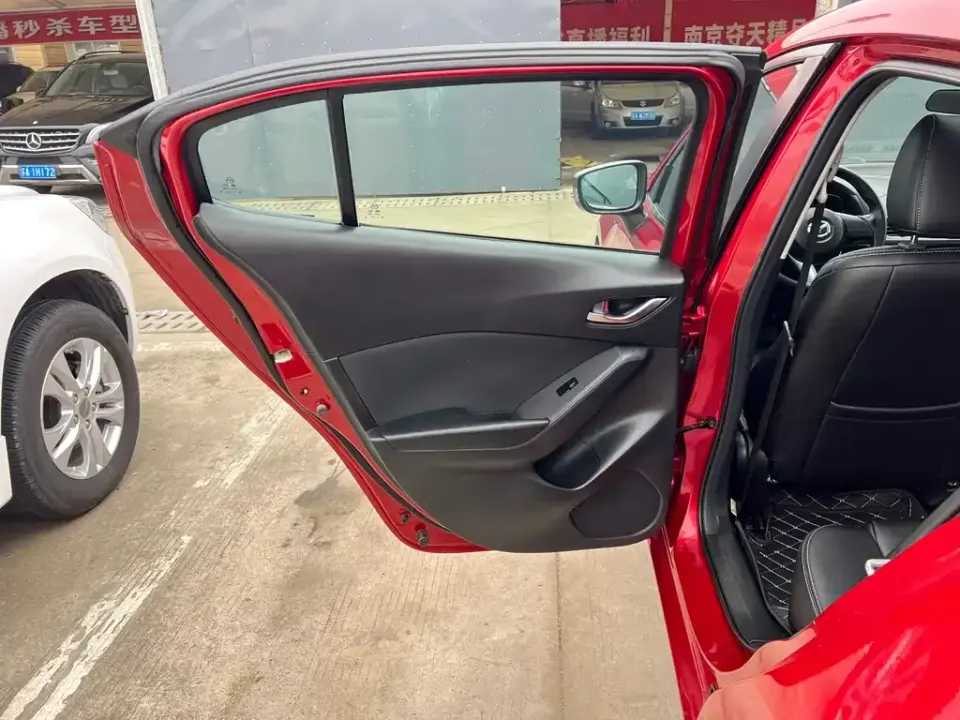 Mazda 3 Axela