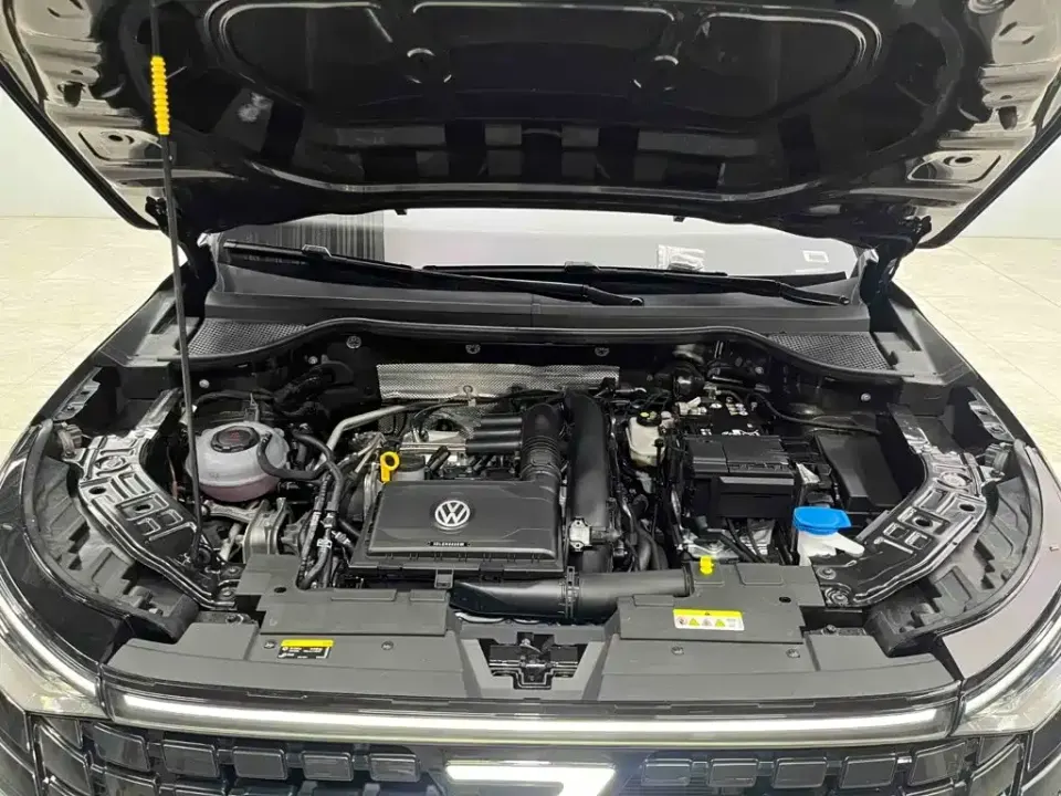 Jetta VS8