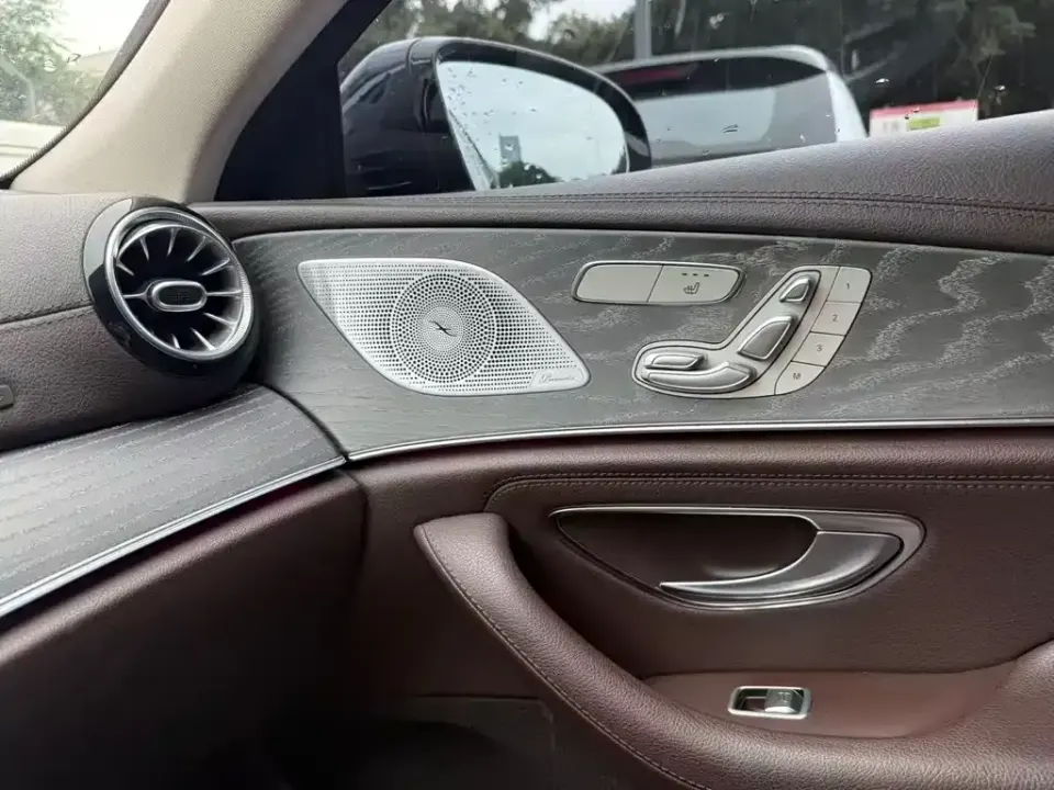 Mercedes-Benz CLS