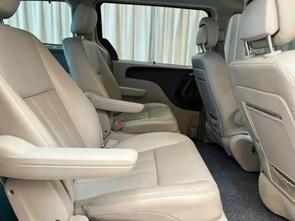 Chrysler Grand Voyager (Import)