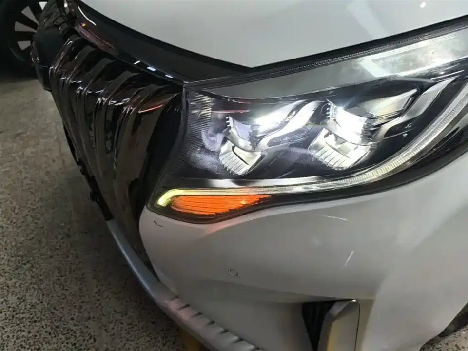 GAC Trumpchi M8