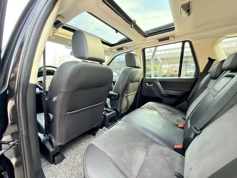 Land Rover Freelander 2