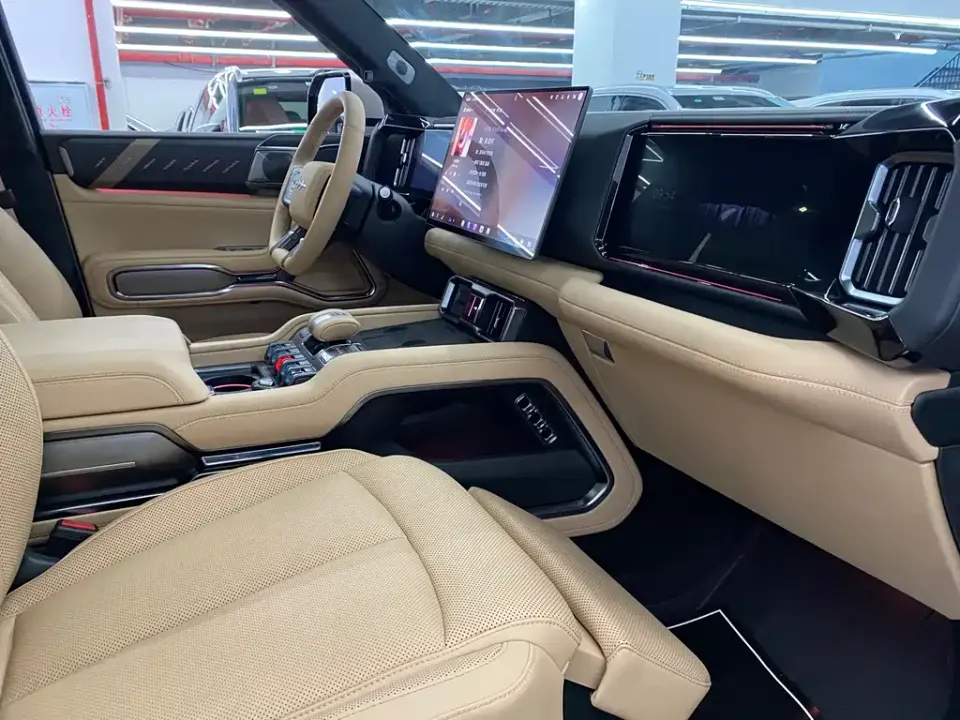 Fang Cheng Bao Leopard 8