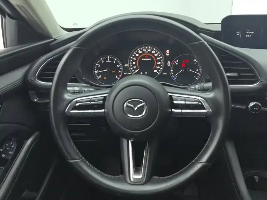 Mazda 3 Axela