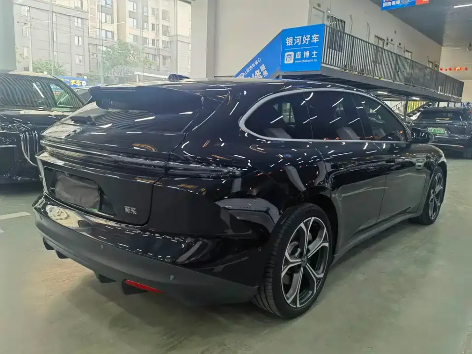 Nio ET5T