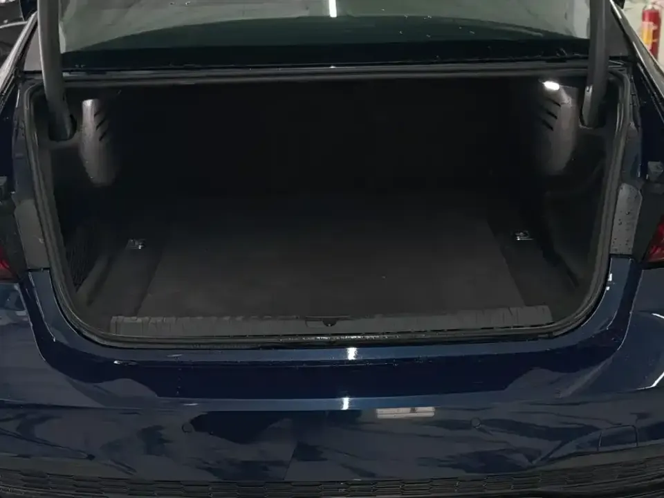 Audi A7L