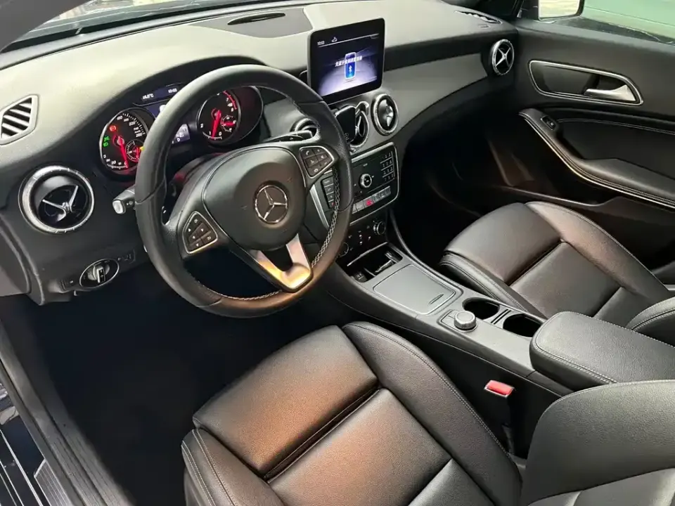Mercedes-Benz CLA (Import)