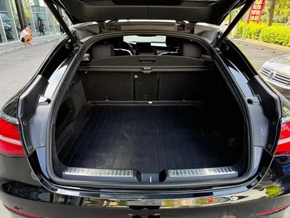 Mercedes-Benz GLC Coupe AMG
