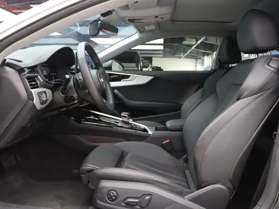 Audi A5 (Import)
