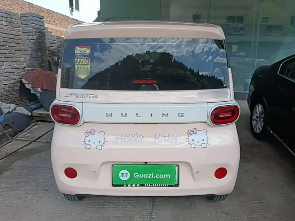 Wuling MINIEV