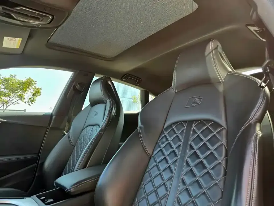 Audi S5