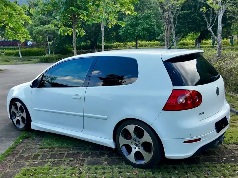 Volkswagen Golf (Import)