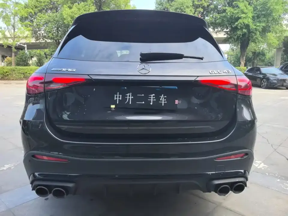 Mercedes-Benz GLC AMG