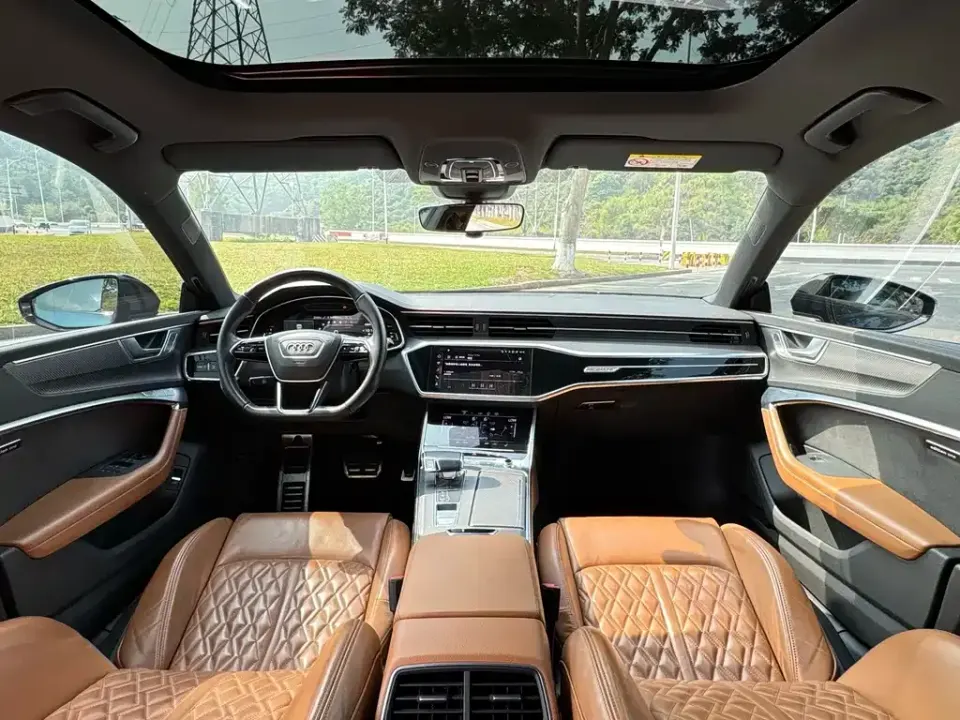 Audi A7L
