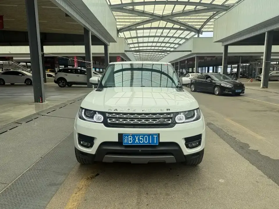 Land Rover Sport