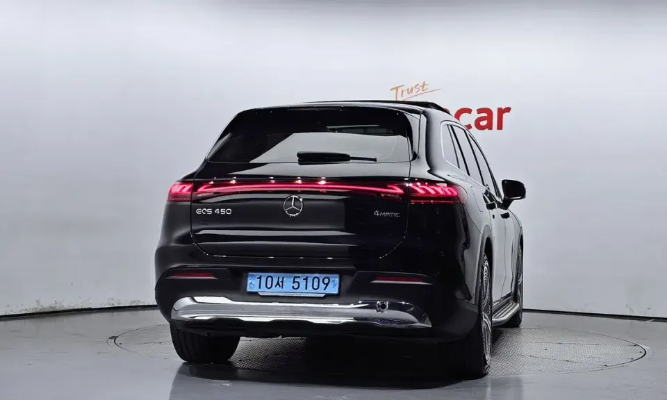 Mercedes-Benz EQS