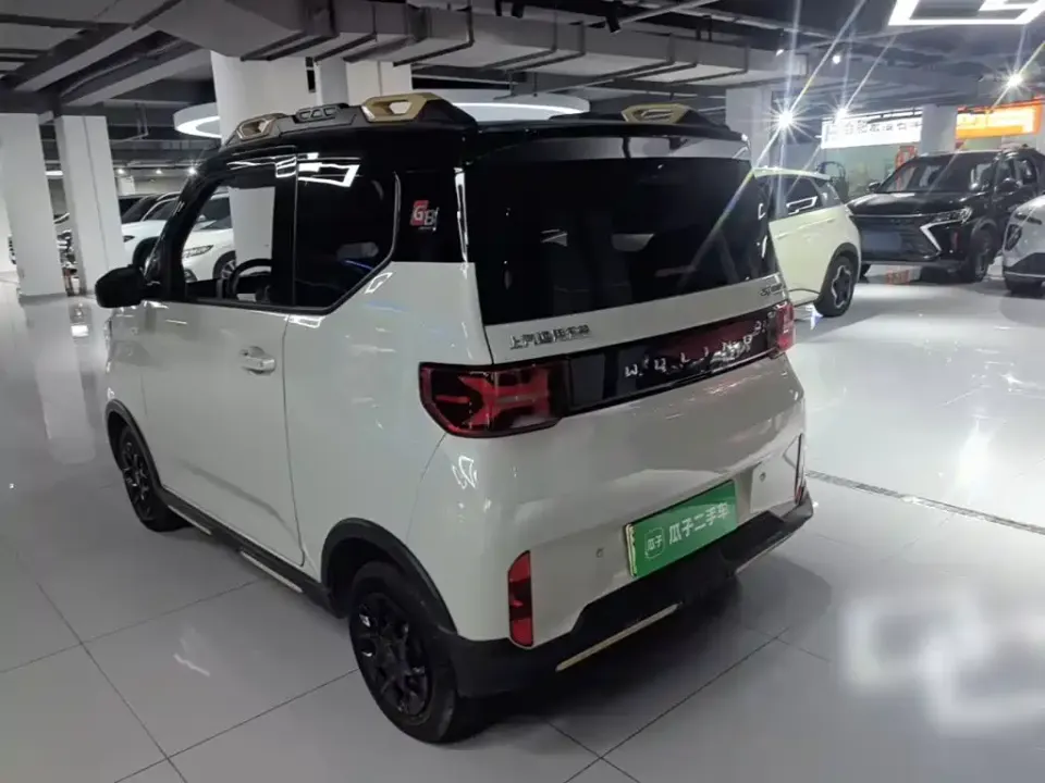 Wuling MINIEV