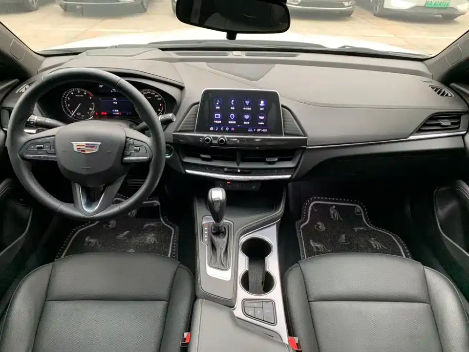 Cadillac CT4