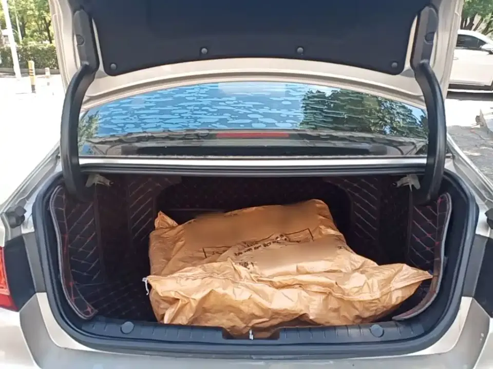 Geely Emgrand GL